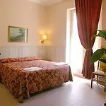 Pyramid Hotel Rome