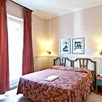 Pyramid Hotel 3*