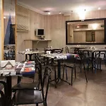 Pyramid Hotel 3*