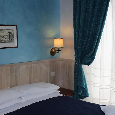 Szálloda Pyramid 3*