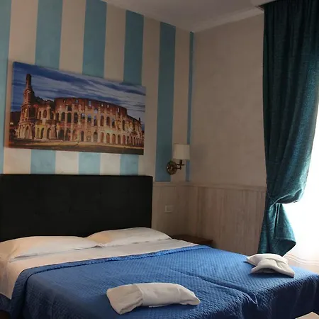 Pyramid Szálloda 3*