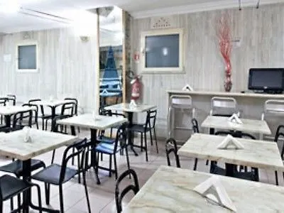 Pyramid Hotell Rom